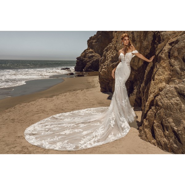 Kitty Chen | 2121 Crystal | Off shoulder wedding gown