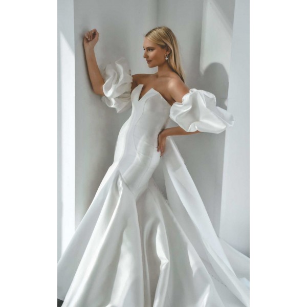 Martina Liana | Style 1266 | Mikado | Strapless Neckline | Center Plunge | Wedding Dress