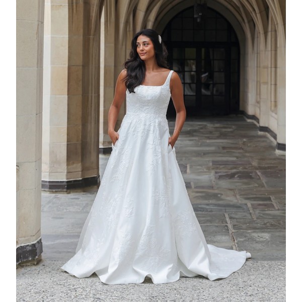 Essense of Australia Style D3965 | Wedding Dress