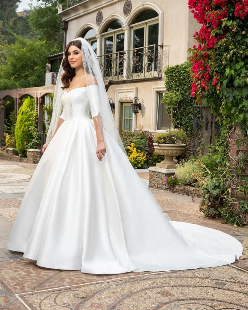 Casablanca Bridal Macy Style 2415 | Princess Ballgown Wedding Dress
