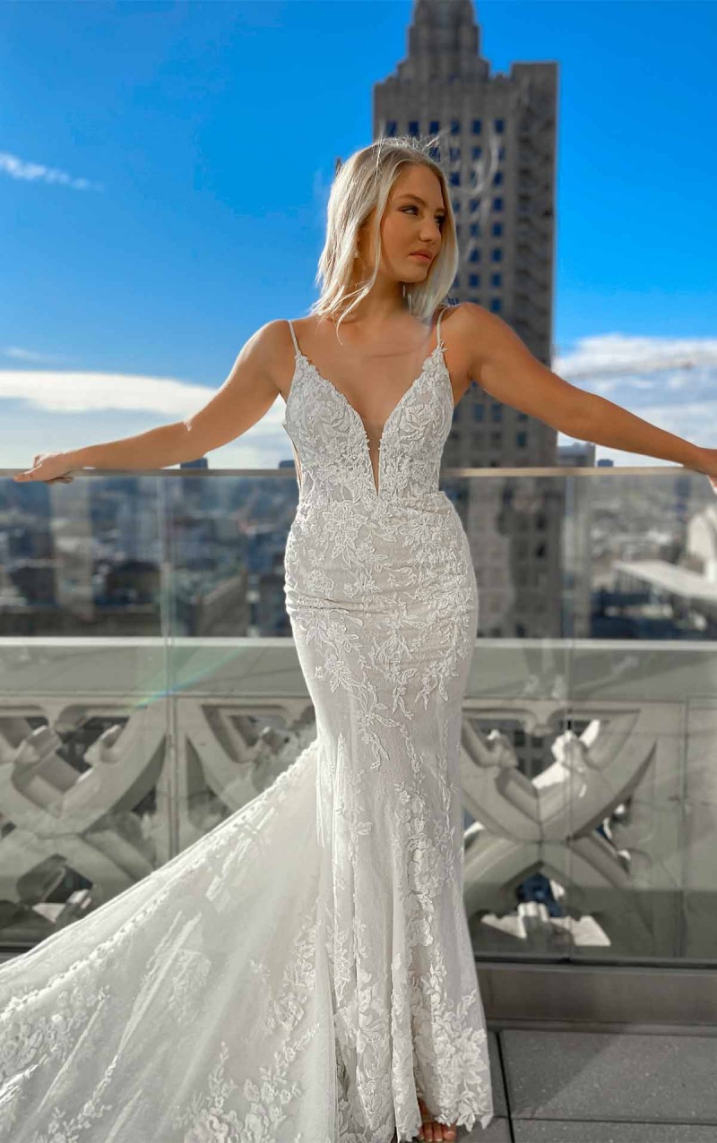 Martina Liana | Style 1305 | Deep V-neck | Low Back | Wedding Dress