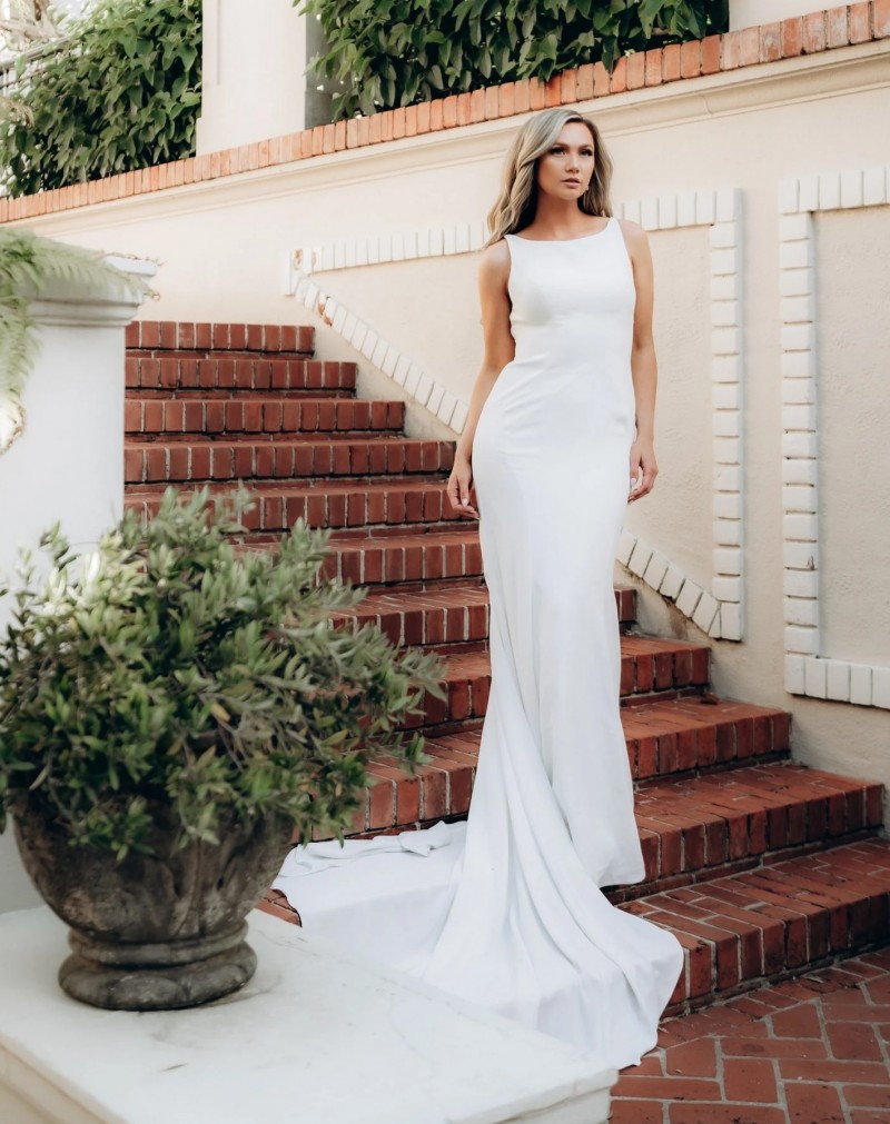 Stella York | Style 7698 | Fit & Flare Bridal Dress