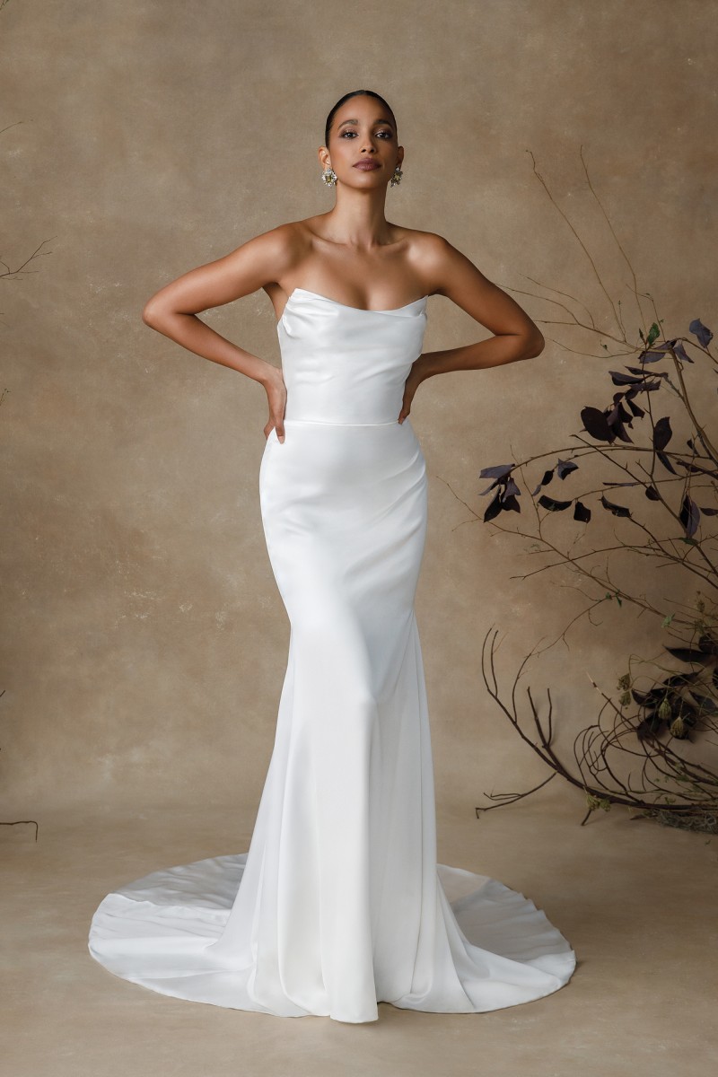 Justin Alexander | Gwinn 88320 | Strapless Charmeuse Fit and Flare Wedding Dress | Scooped Neck