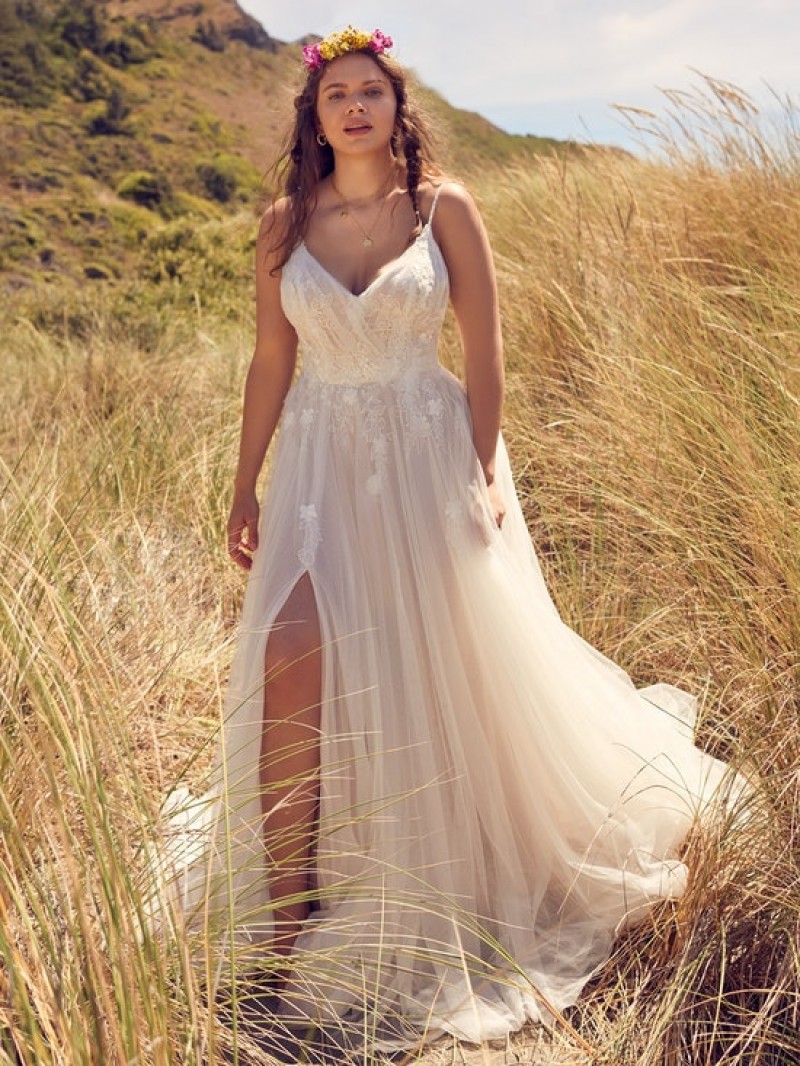 Rebecca Ingram Nakara | D flower Boho Bridal Gown