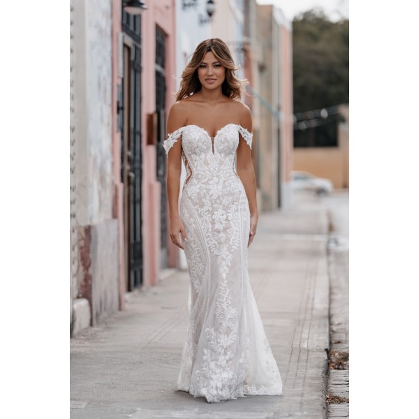 Allure Bridals Style 9962 | Fall in Love Again | Floral Lace Wedding Gown