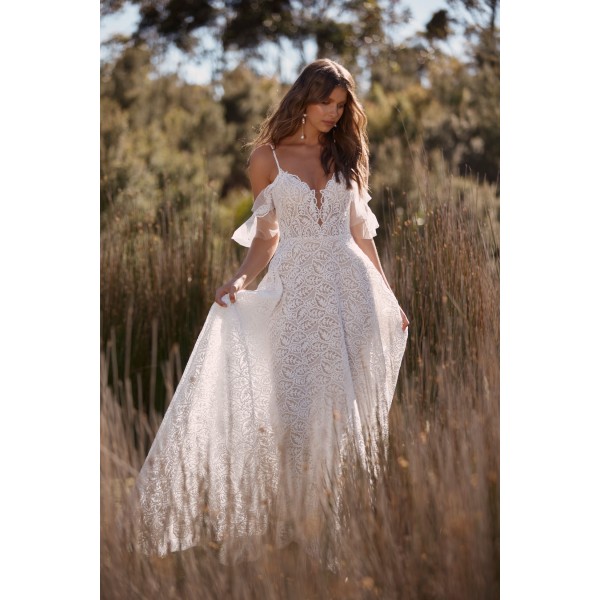 Madi Lane Bridal Camryn | A-line Silhouette | Wedding Dress