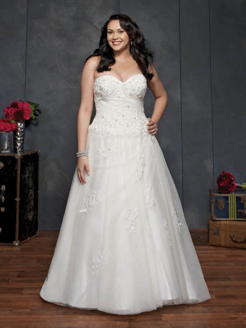 Femme by Kenneth Winston for the Curvy Bride Spring 2015 Style 3373