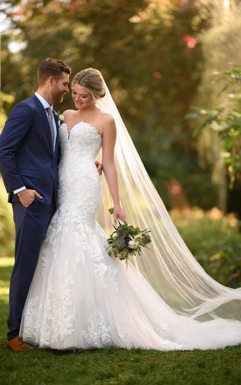 Essense of Australia | Style D3044 | Strapless Neckline Wedding Dress