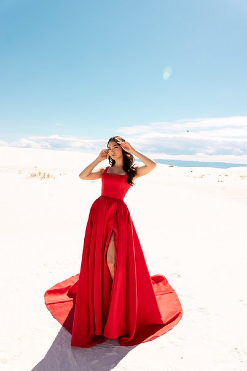 Jimme Huang Bridal | Avon Red Wedding Gown