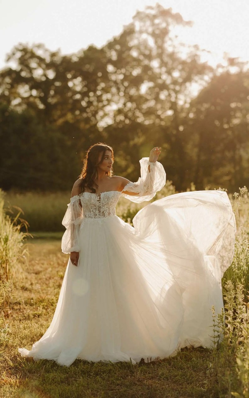 Stella York | Style 7573 | Wedding Dress