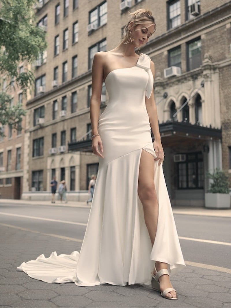 Maggie Sottero Saratoga | Deep V-Back Wedding Dress