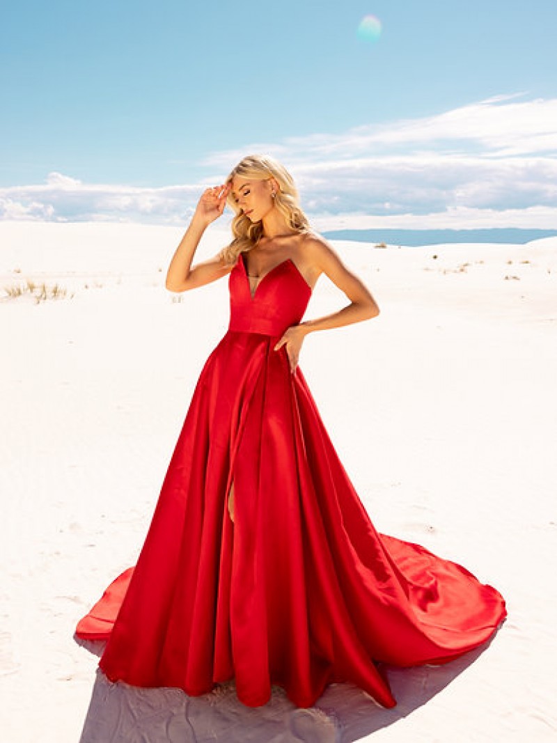Jimme Huang Bridal | Tracy Red Wedding Gown